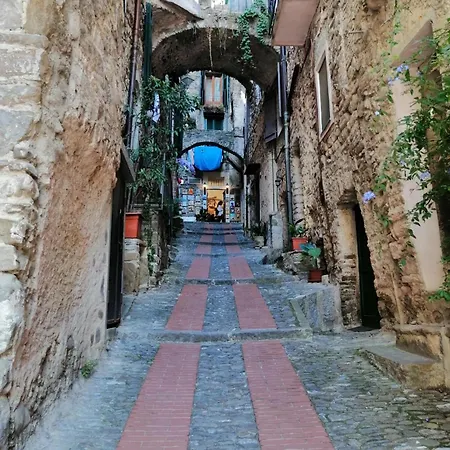 Apartment Stecado Caste - Dimora Storica Nel Cuore Del Paese Dolceacqua