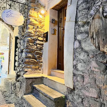 Stecado Caste - Dimora Storica Nel Cuore Del Paese Dolceacqua